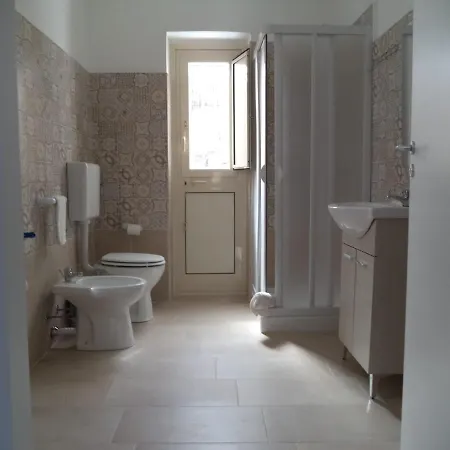 Locami Holiday &Houserooms Street Mendola 78 Bed & Breakfast Palermo